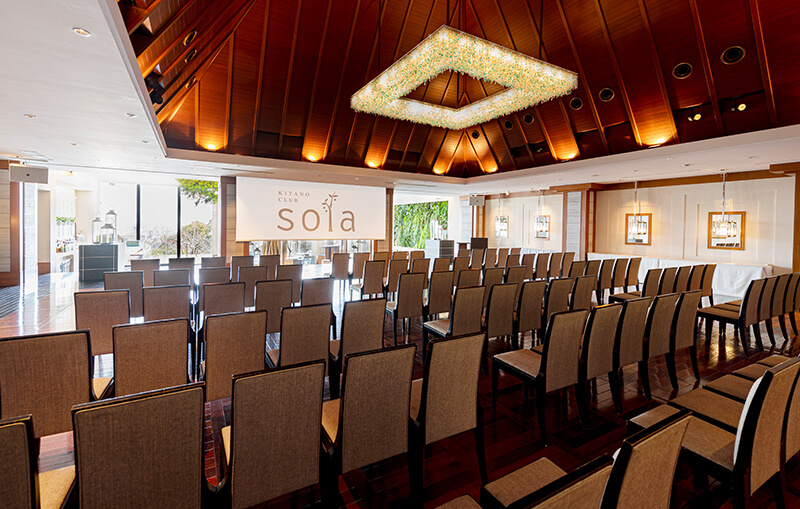 シアター型 レイアウト