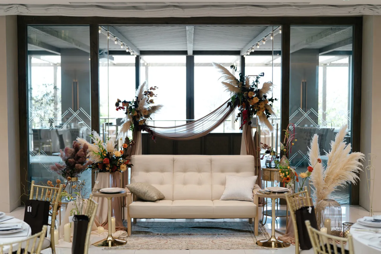 メインテーブル