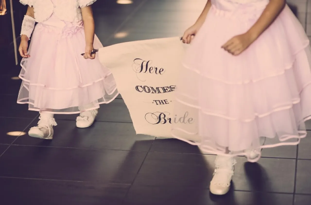 フラッグガールの登場