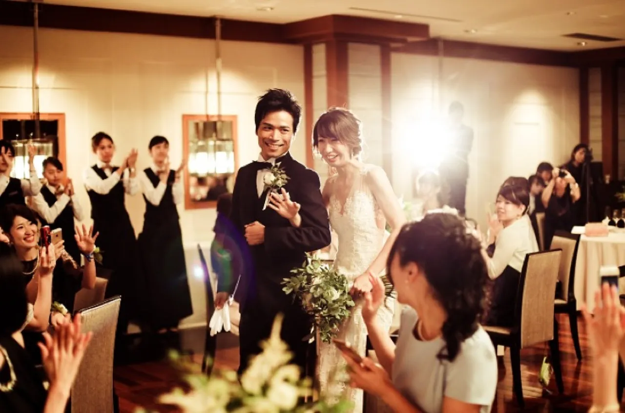 披露宴入場 プラダを着た悪魔でお馴染み “Suddeny I See”