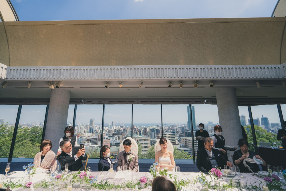 親族のみ/会食/長卓